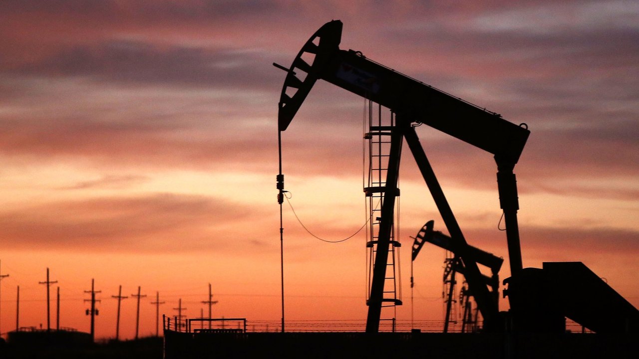 Iran rules out talks as Trump blames Tehran for Saudi oil attack Iran rules out talks as Trump blames Tehran for Saudi oil attack