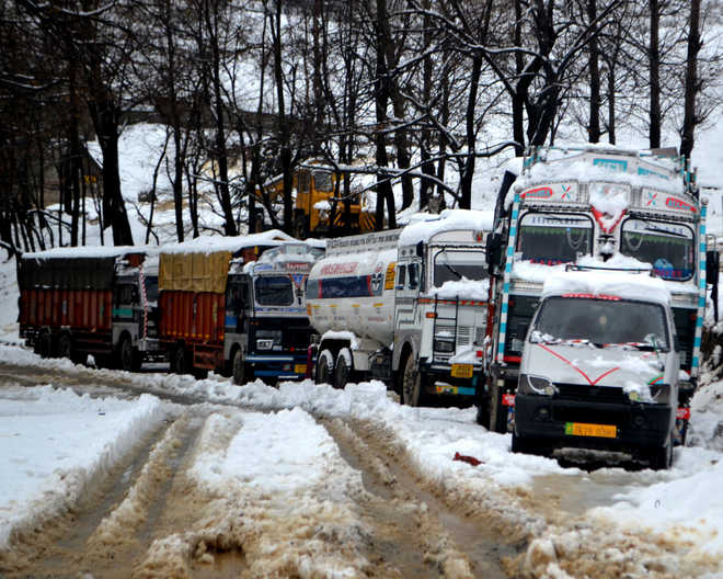 Traffic restored on Kashmir highway; Mughal road remains shut