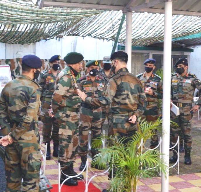 Western Command commander visits Jammu