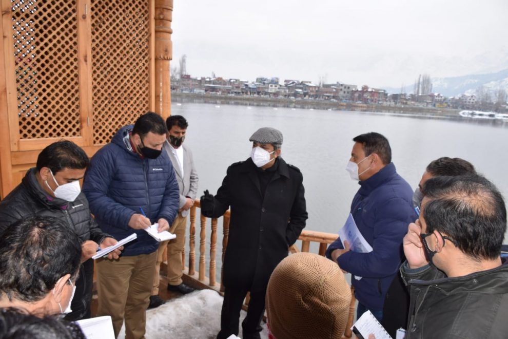 Advisor Baseer Khan conducts city tour, inspects development works at several tourist destinations