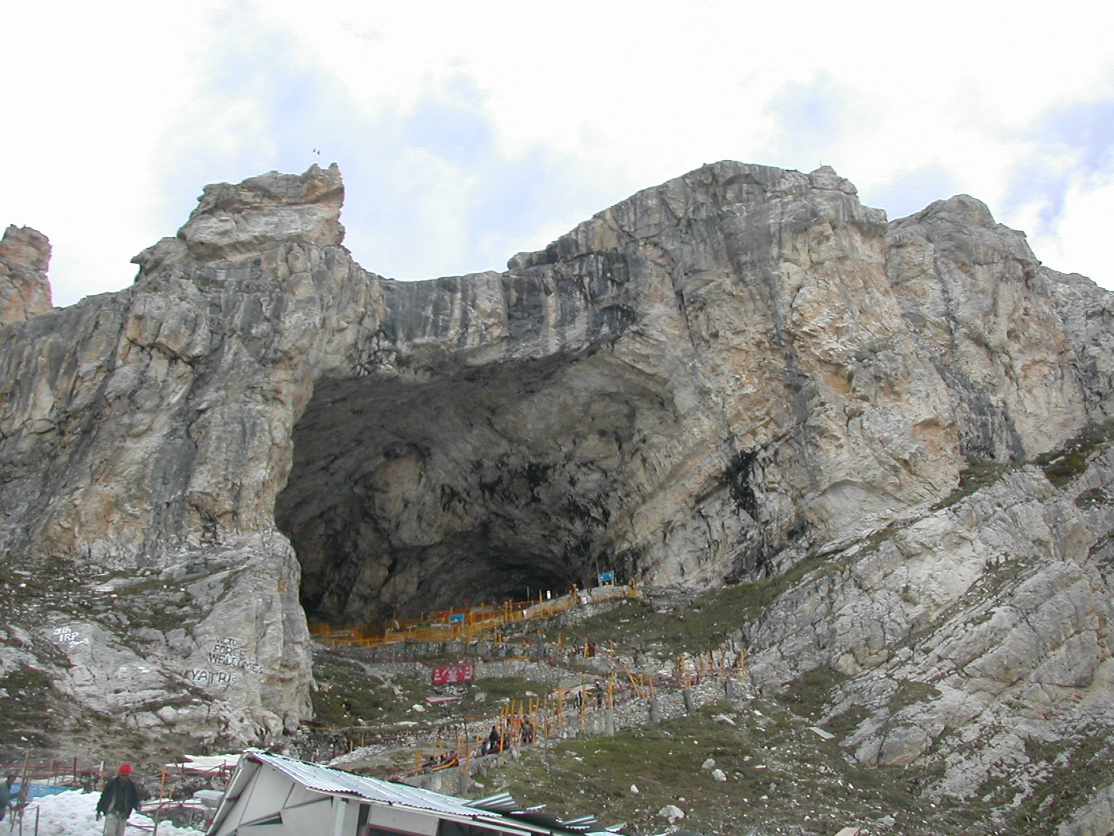 Amarnath Yatra: 200 km Akhnoor-Poonch road stretch to be completed by this year