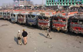 J&K Transporters defer strike after meeting with Govt officials