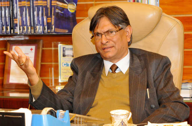Covid-19: Vice Chancellor KU Talat Ahmad Admitted To SKIMS