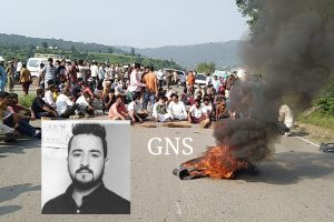 Youth murdered in Rajouri, family stage protest
