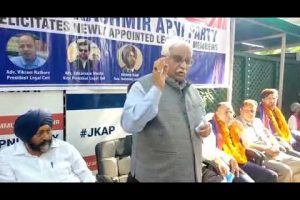 PM told Apni Party 'stay on course to keep enjoying our Ashirwad', Vijay Bakaya reveals