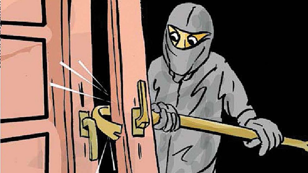Masked men loot gold, cash from house in Baramulla