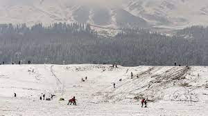 70 students, officials part of Gulmarg Skiing camp test positive; all students asymptomatic, stable, says Officials
