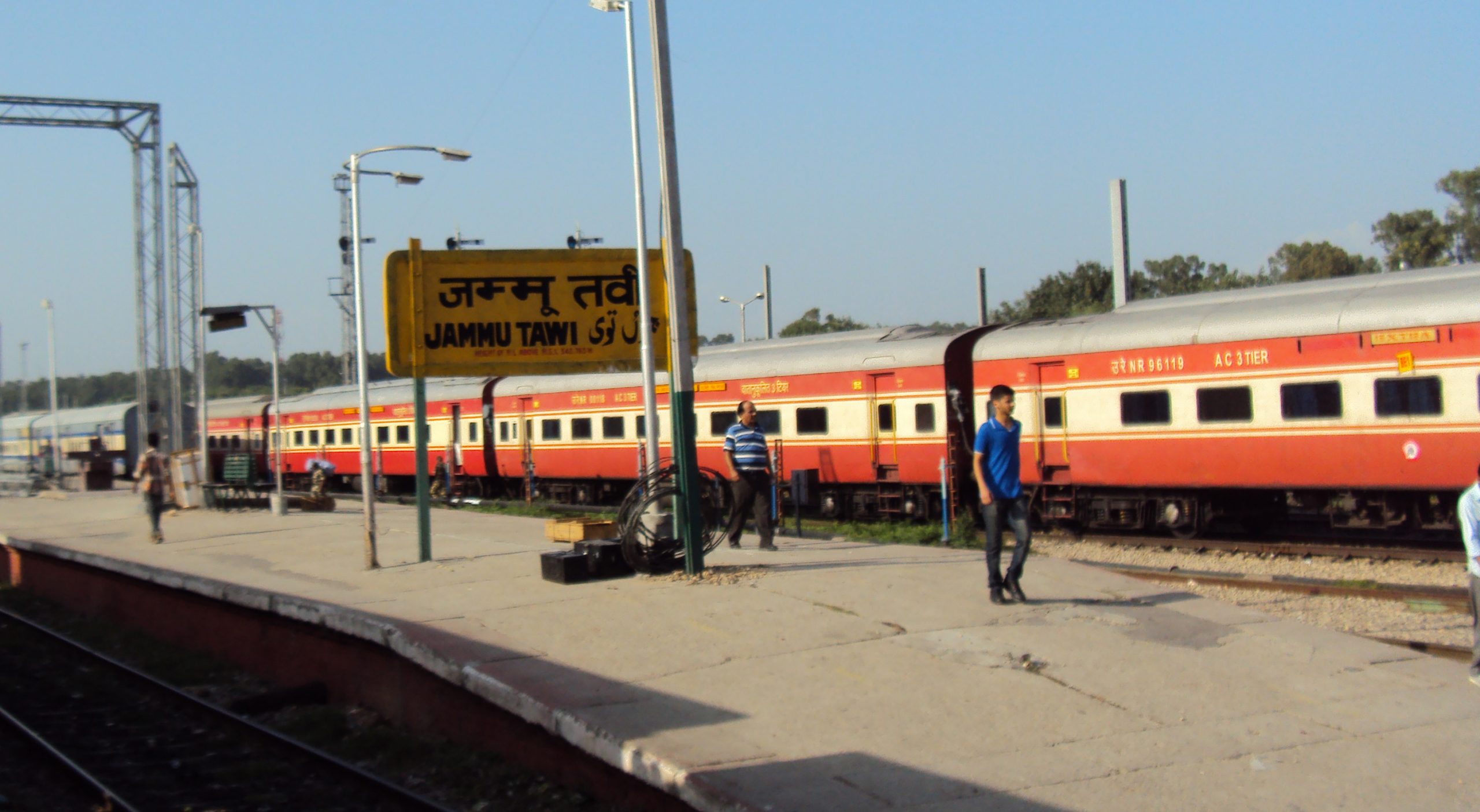 Everything you need to about railway tracks in Jammu & Kashmir The