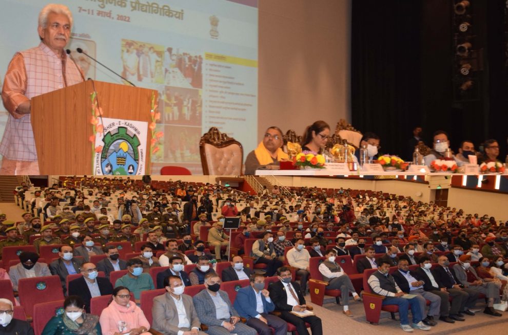 500 enterprising farmers to be provided with handholding, knowledge-based intervention every year to harness potential of organic produce: LG Sinha