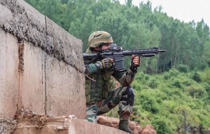 Search operation to track militants underway in forests of Bandipora