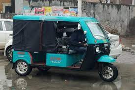 E-rickshaws bring respite to Srinagar residents