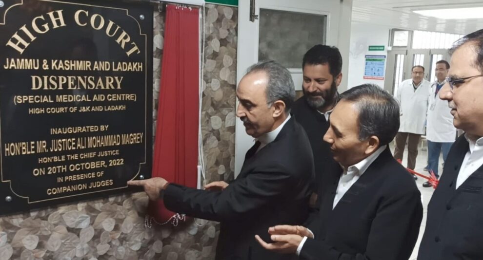 Chief Justice Magrey inaugurates Medical Aid Centre at High Court Complex, Srinagar