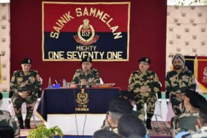ADG BSF reviews security situation along IB in Jammu