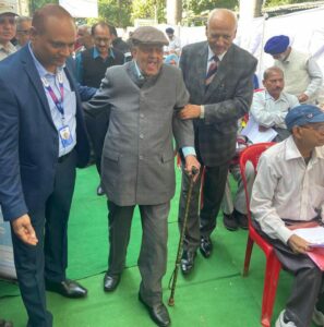 K R Gupta, 95, gets his Digital Life Certificate. Here is why elderly pensioners must get it