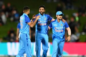 Siraj, Arshdeep take four-wicket hauls, NZ all out for 160