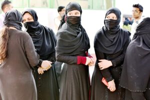 SC to set up fresh 5-judge bench to hear pleas challenging polygamy, 'Nikah Halala' among Muslims-The Dispatch