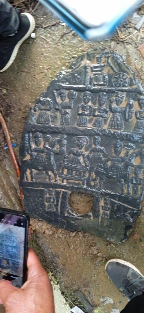 Ancient sculpture found in Kulgam; will handed over to Department of Archives, Archaeology & Museums'