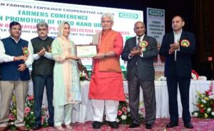 LG Sinha inaugurates farmer's convention on liquid ‘Nano Urea’ in Jammu
