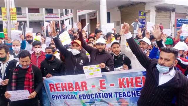 Fulfill promises or else will intensify our agitation: Protesting ReK teachers