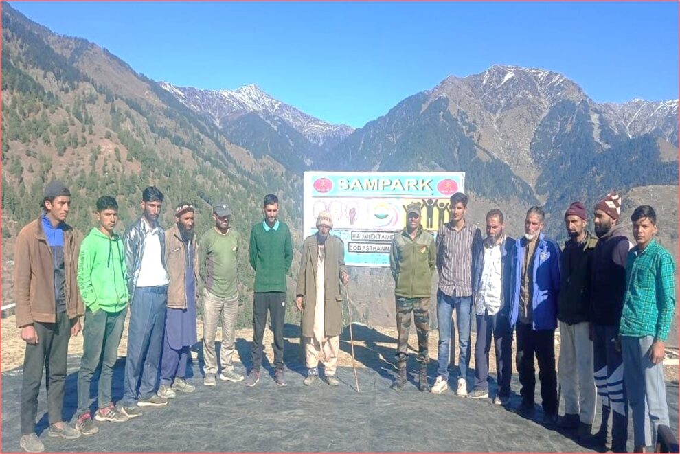 Army organises ‘Qaumi Ekta’ meet at Asthanmarg