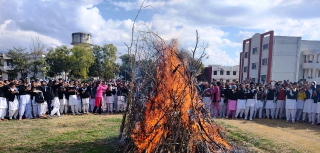 Women’s College Udhampur celebrates Lohri