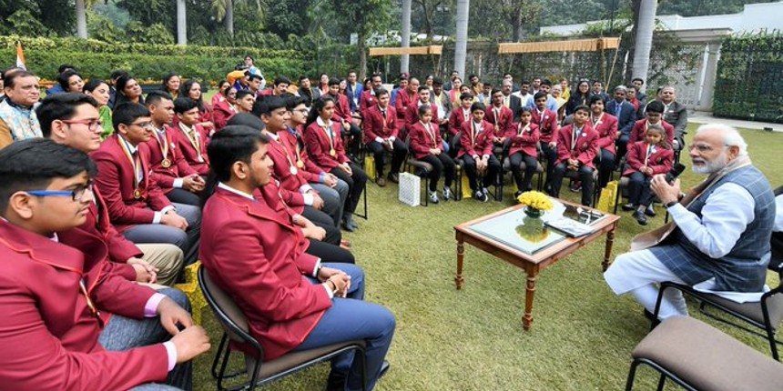 PM interacts with Bal Puraskar awardees, children seek guidance from him on challenges