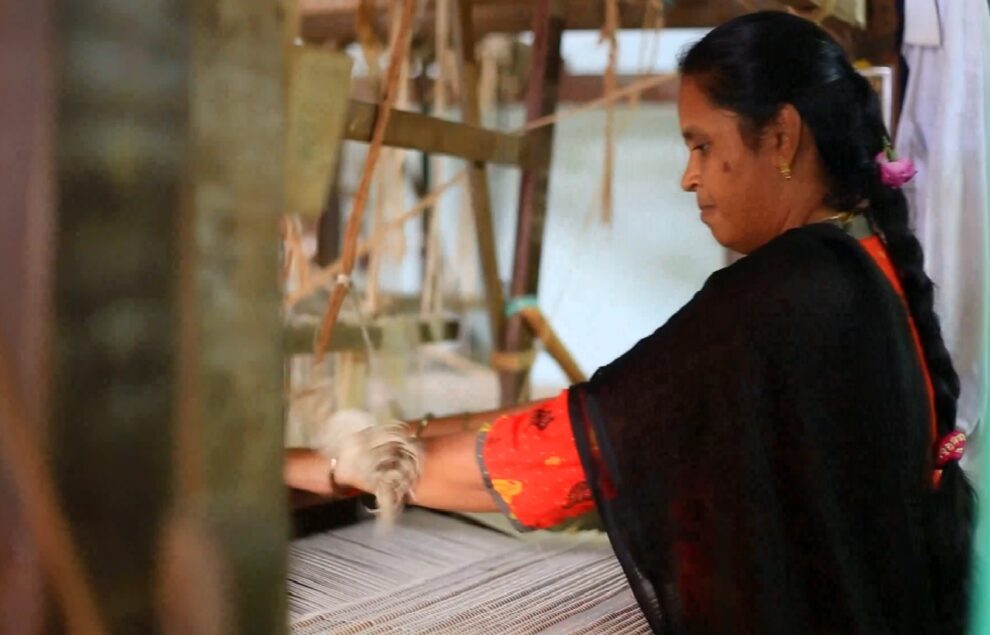 JioMart rolls out ‘Craft Mela’ to empower weaver, artisan community in India