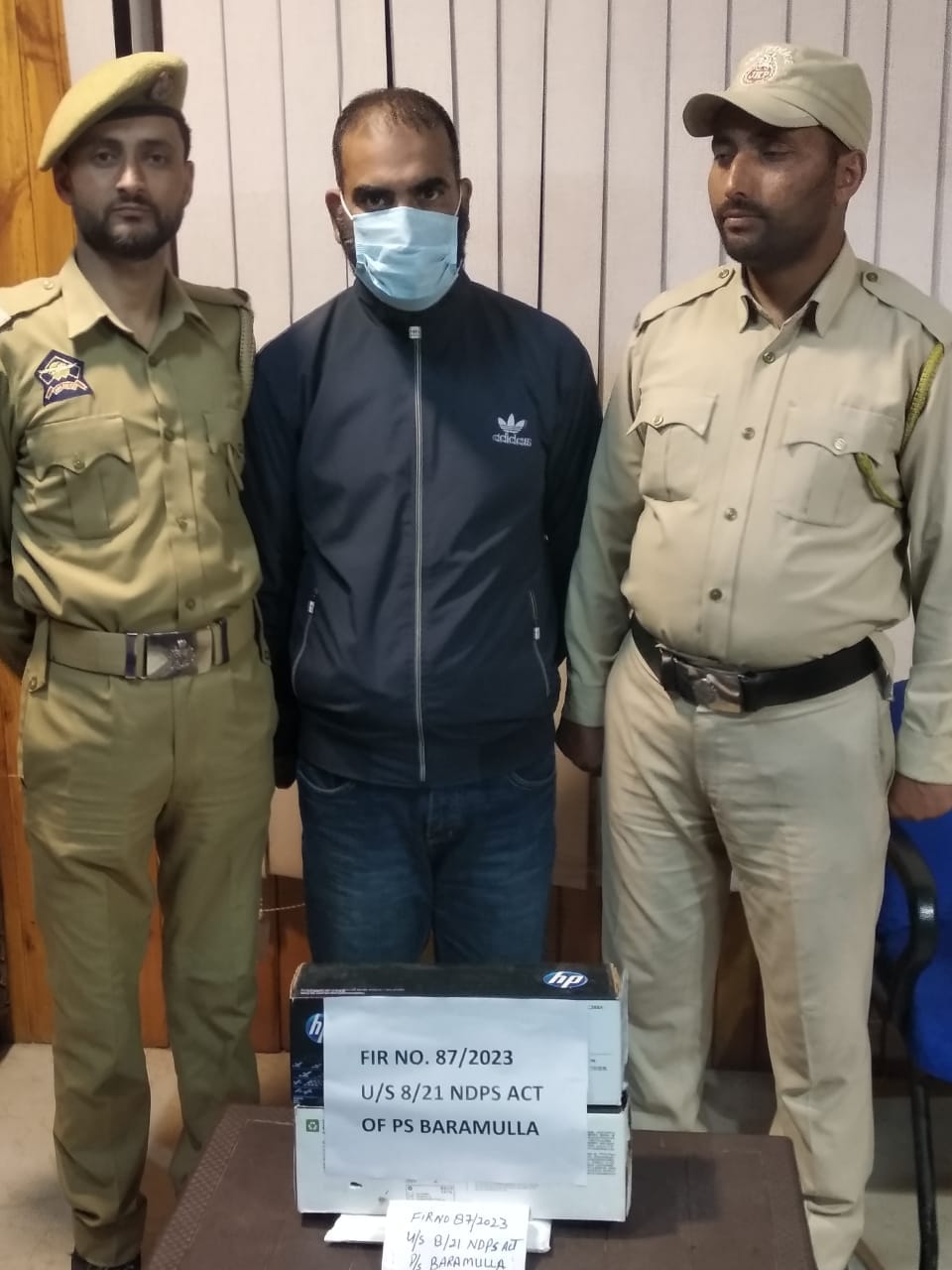 Most wanted drug peddler of Srinagar arrested with brown sugar in Baramulla