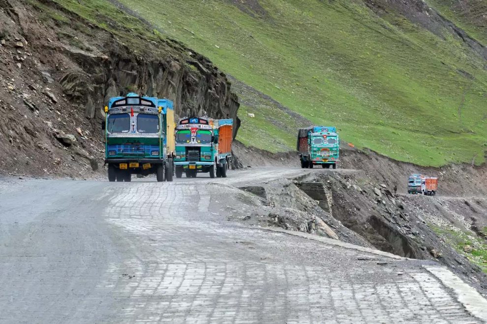 Srinagar-Leh highway reopens for vehicular movement