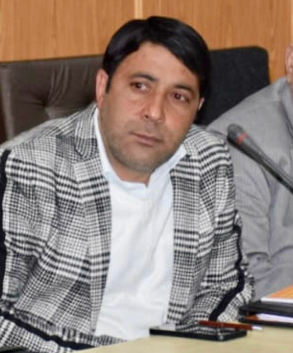 Congress District President Pulwama Umer Jaan quits party