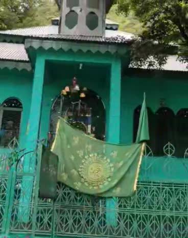 Waqf to inquire allegations of embezzlement of donations at Kangan shrine