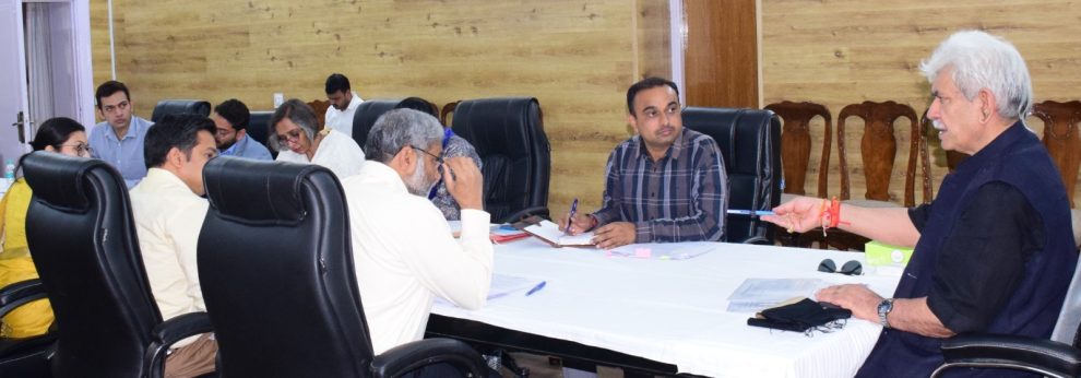 LG Sinha chairs meeting, discusses strategies to attract more investments into J&K