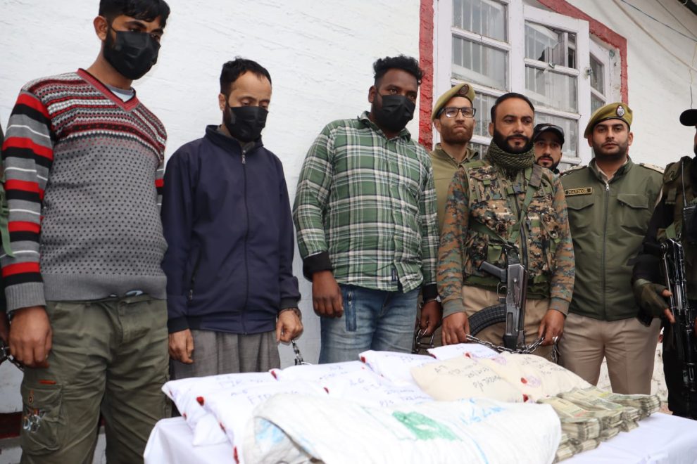 Inter state narco terror module syndicated from PoJK busted in Kupwara; 8 kg heroine, ₹5 lacs cash recovered 