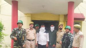 Inter-state narcotics peddling racket busted in Rajouri, 2 Punjabi residents arrested: Police