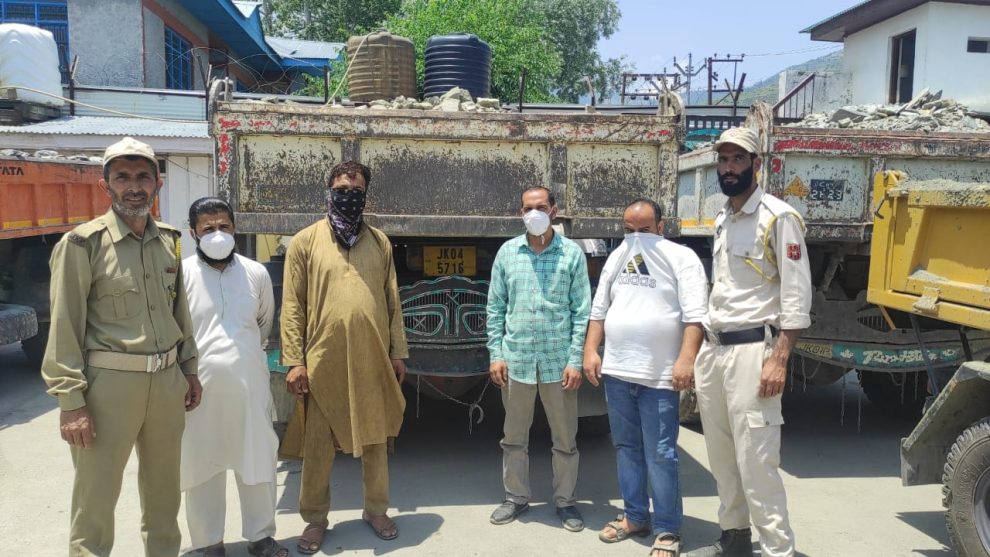 4 arrested as many as vehicles seized for illegal transportation of minerals in Baramulla: Police