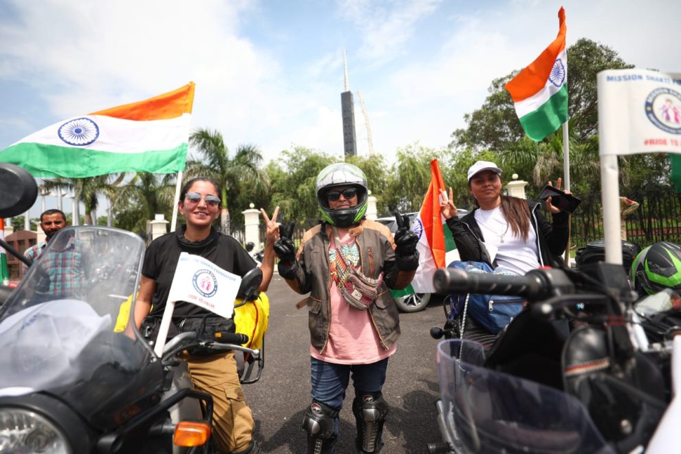 Women riders take on drive to Kargil for drug free India