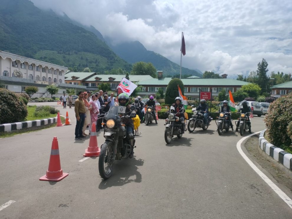 Women riders to reach Kargil War Memorial on Vijay Diwas