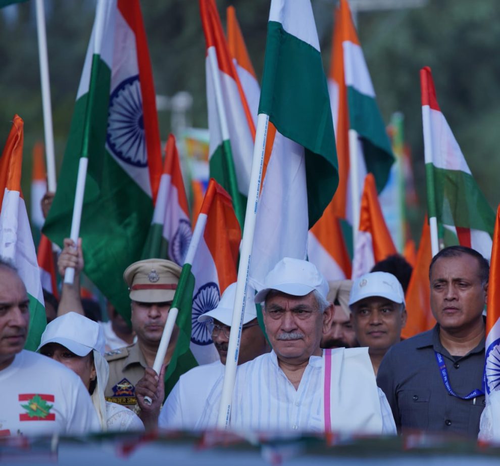 Massive participation in Tiranga Rally answer to those who claimed none would pick up national flag in valley: LG