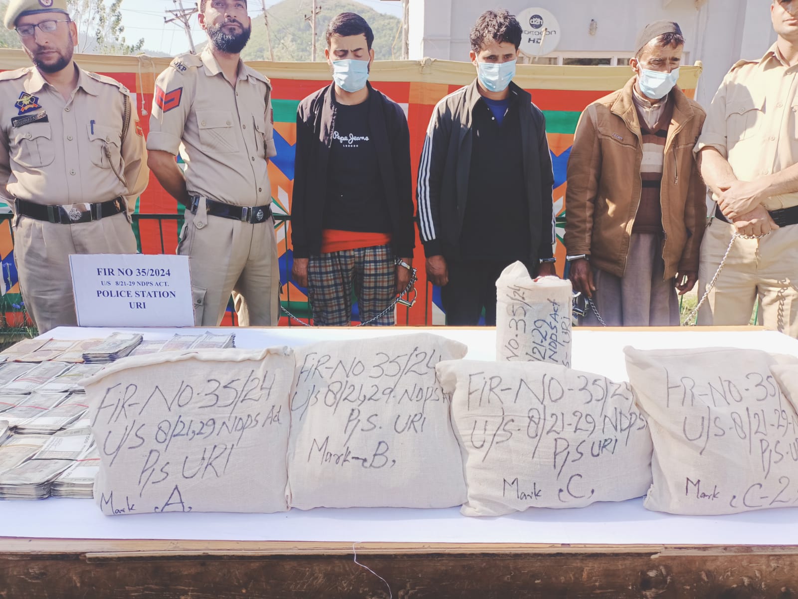 Narco module busted in Uri, contraband worth Rs.50 crore recovered; 3 arrested